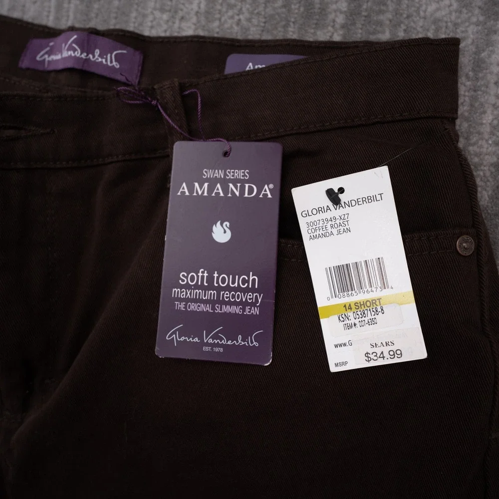 Gloria Vanderbilt Amanda Jeans Womens 14 Short Brown NWT Tapered Classic Rise